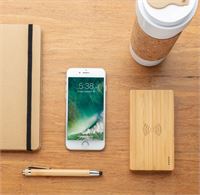 Powerbank wirless in bambù